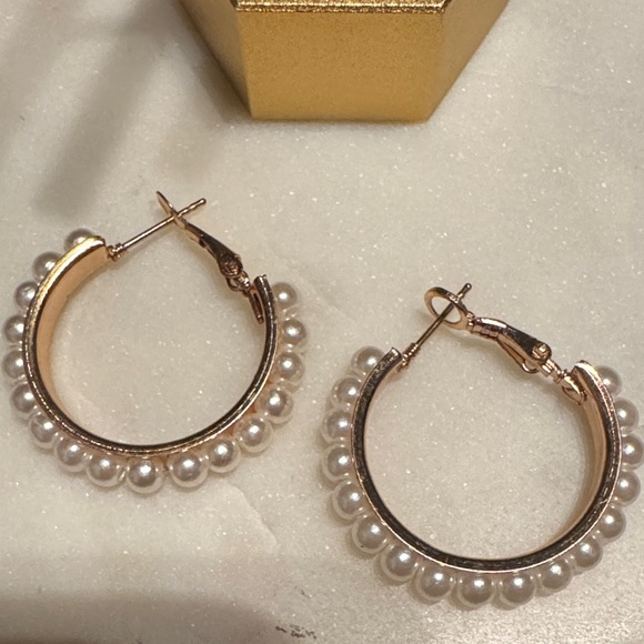 Jewelry - Elegant Gold & Pearl Hoop Earrings 1” Omega Back French Clip Dainty Jewelry
